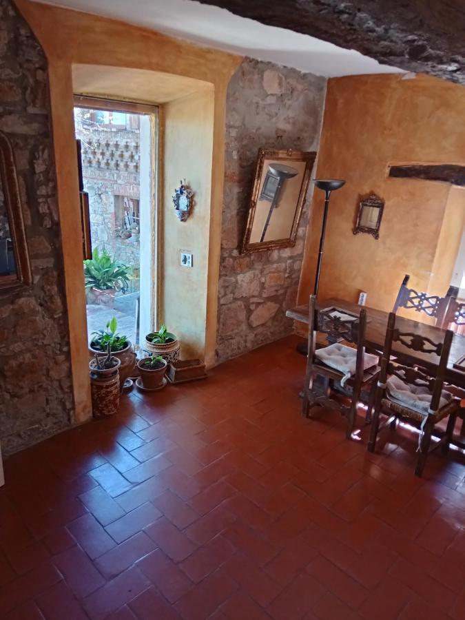 Morelli House Casa de hóspedes Montalbo Exterior foto